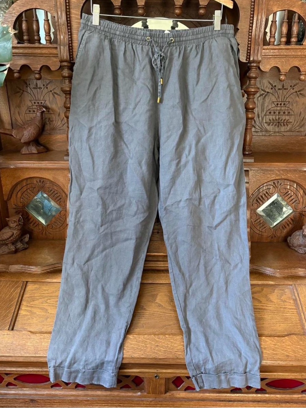 Ellen Tracy 100% linen grey straight pants